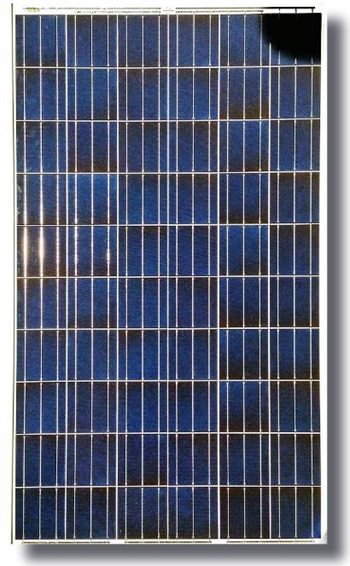 図3.右上隅が日陰になっている太陽電池パネル