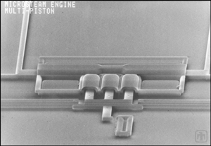 図7. 3ピストンマイクロ蒸気エンジン。写真提供：Sandia National Laboratories, Summit Technologies。