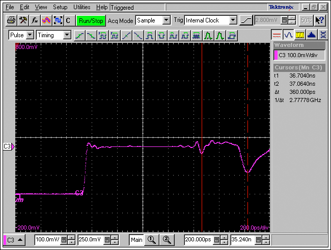 図9. DUT1 PCBの遅延とインピーダンスをTDRで測定します。