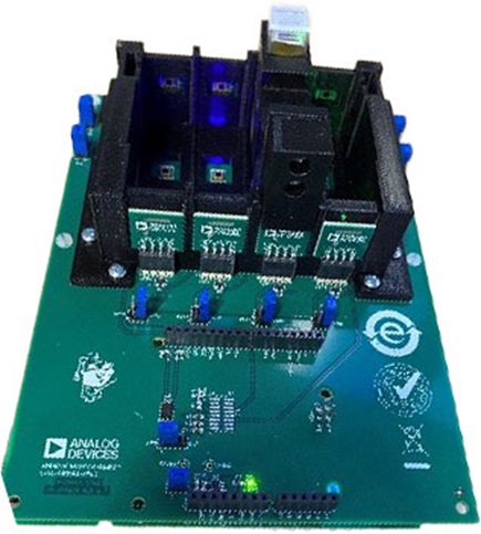 Figure 4. The CN0503 taking a pH measurement.